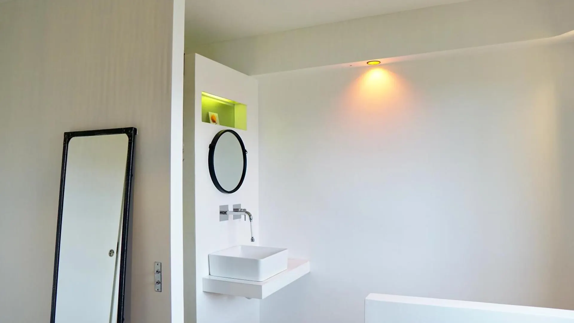 Spacious Loft In Paris With Stunning View Francie