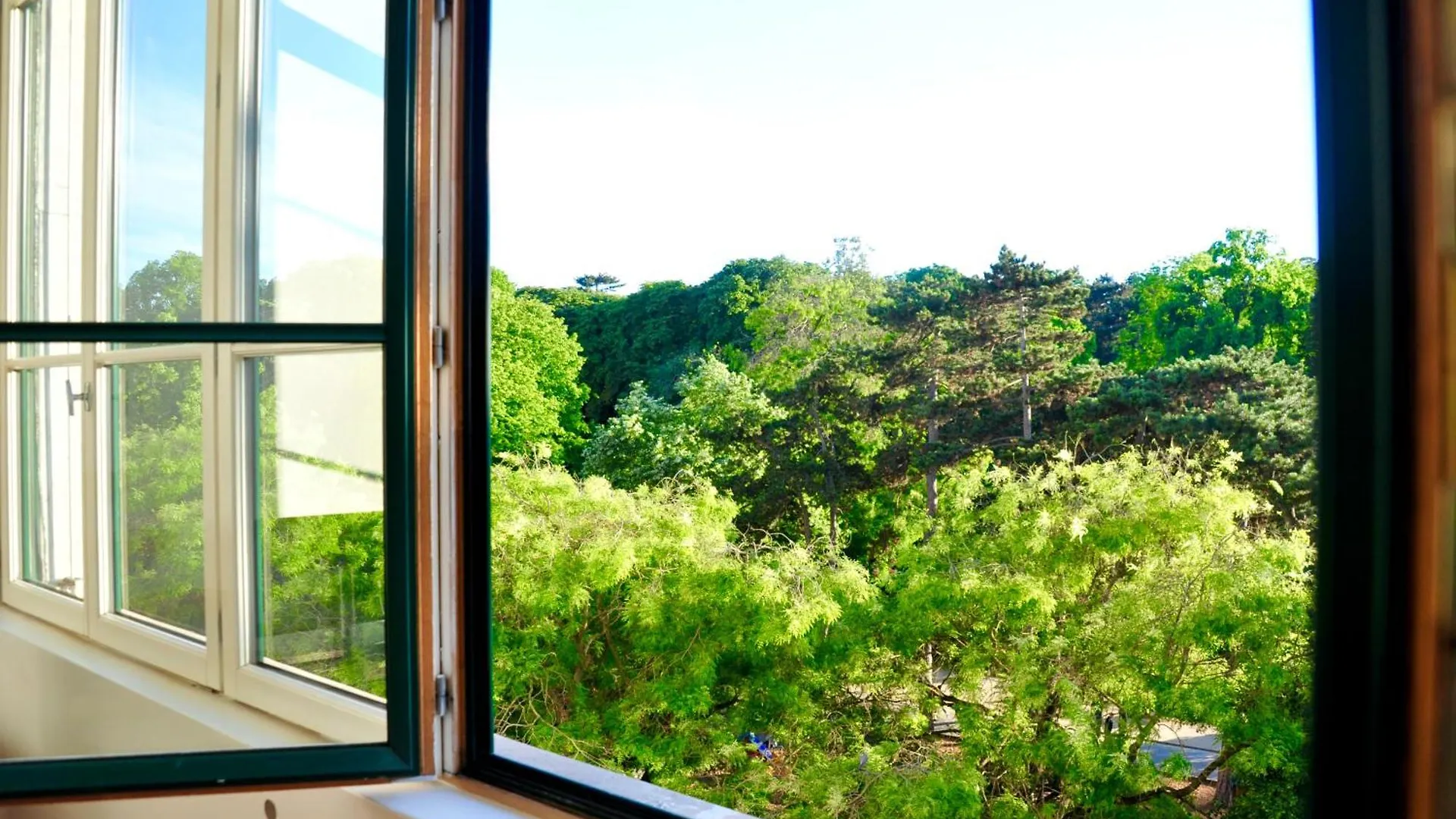 Spacious Loft In Paris With Stunning View 0*,